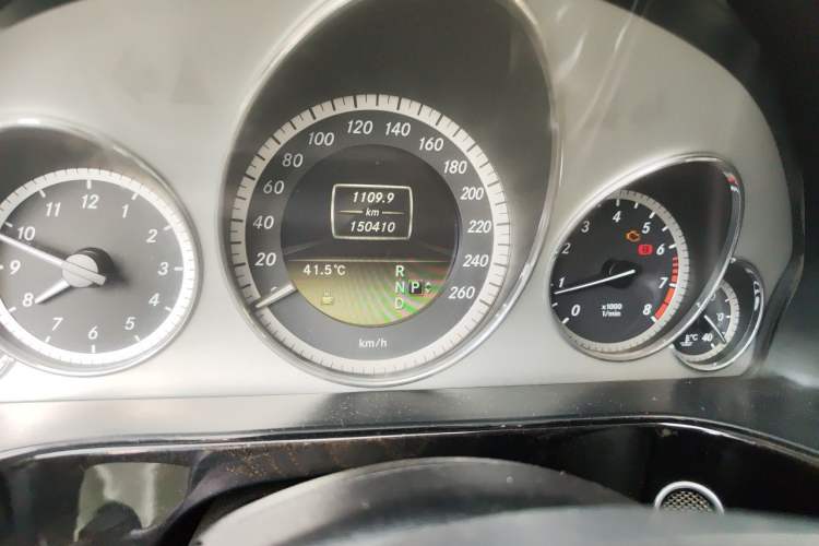 Used Mercedes-Benz E-Class 2012 E 300 L Stylish Luxury Model Odometer Close Up