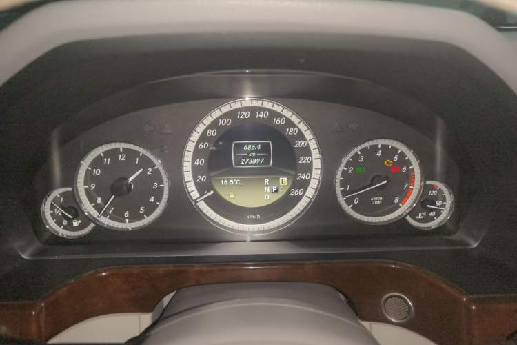 Used Mercedes-Benz E-Class 2012 E 300 L Elegant Model Odometer Close Up