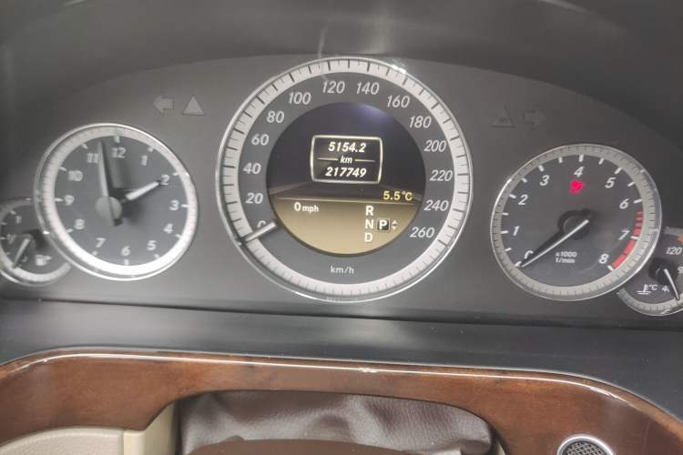 Used Mercedes-Benz E-Class 2012 E 300 L Elegant Model Odometer Close Up
