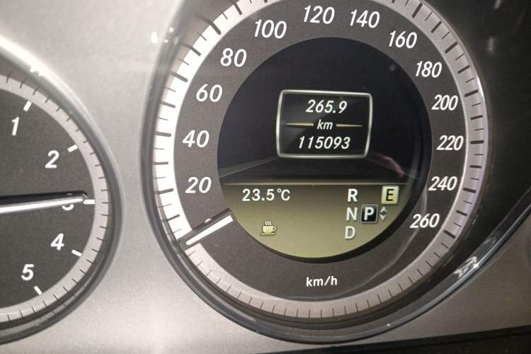 Used Mercedes-Benz E-Class 2012 E 300 L Fashion Model Odometer Close Up