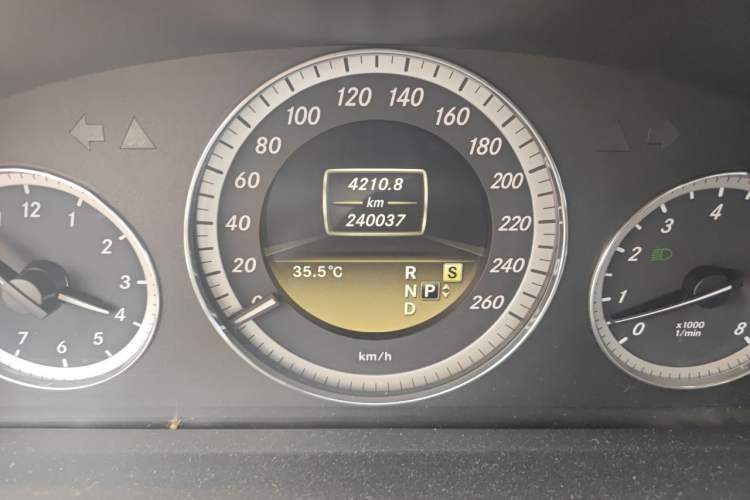 Used Mercedes-Benz E-Class 2012 E 300 L Elegant Model Odometer Close Up