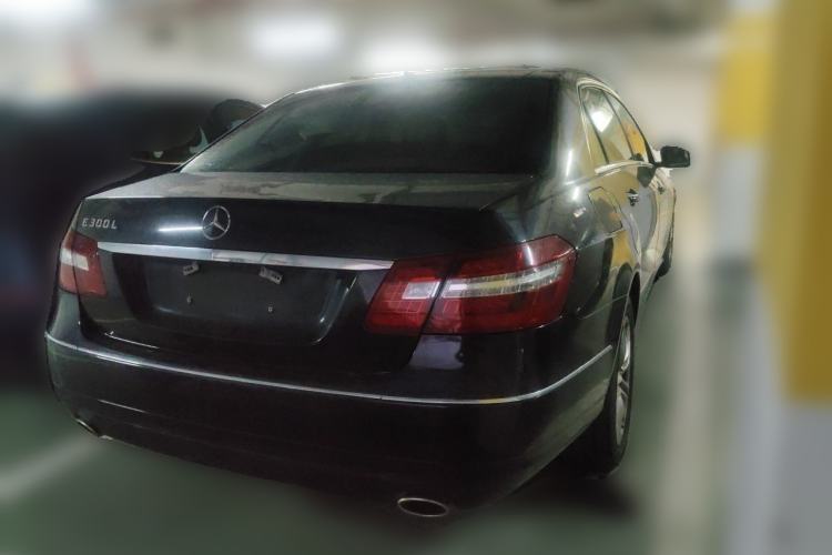 Used Mercedes-Benz E-Class 2012 E 300 L Fashion Model Rear Right 45 Deg