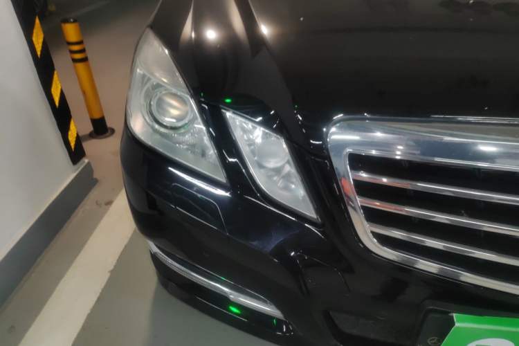 Used Mercedes-Benz E-Class 2012 E 300 L Fashion Model Right Front Headlight