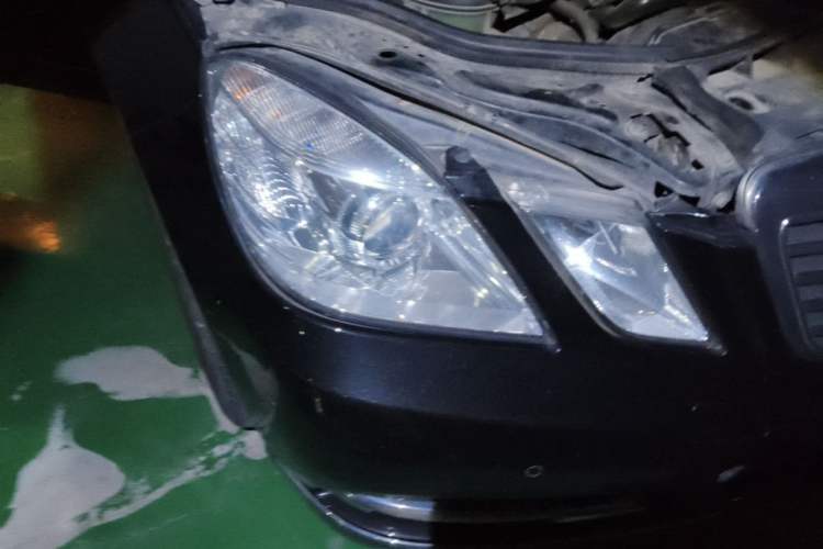 Used Mercedes-Benz E-Class 2012 E 200 L CGI Elegant Model Right Front Headlight