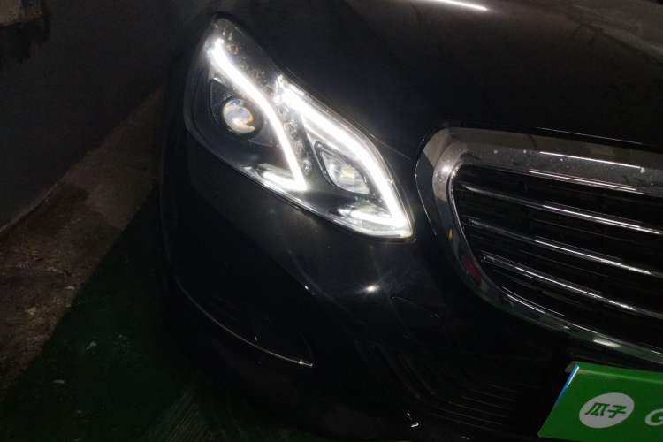 Used Mercedes-Benz E-Class 2012 E 300 L Elegant Model Right Front Headlight