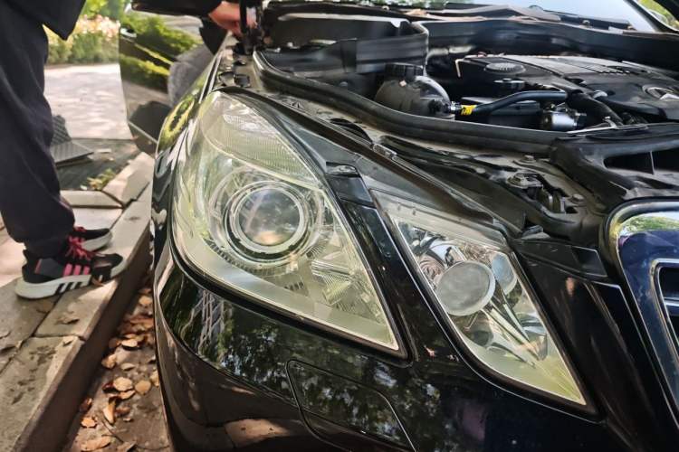 Used Mercedes-Benz E-Class 2012 E 260 L CGI Fashion Model Right Front Headlight