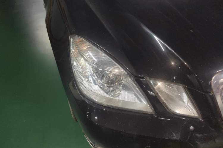 Used Mercedes-Benz E-Class 2012 E 200 L CGI Elegant Model Right Front Headlight