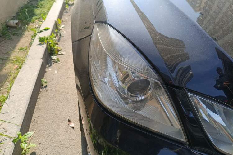 Used Mercedes-Benz E-Class 2012 E 200 L CGI Elegant Model Right Front Headlight