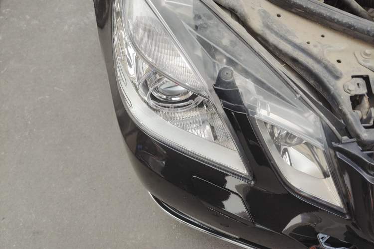 Used Mercedes-Benz E-Class 2012 E 300 L Elegant Model Right Front Headlight