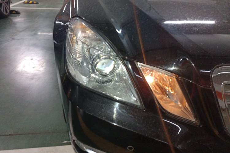 Used Mercedes-Benz E-Class 2012 E 200 L CGI Elegant Model Right Front Headlight