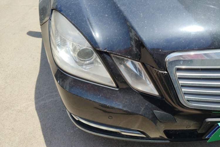 Used Mercedes-Benz E-Class 2012 E 200 L CGI Elegant Model Right Front Headlight