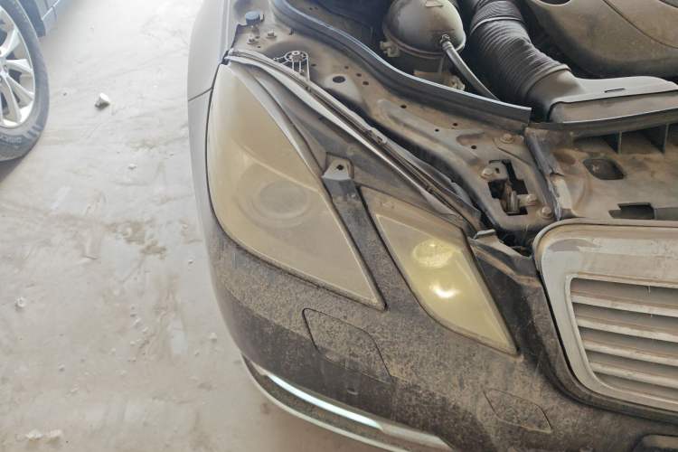 Used Mercedes-Benz E-Class 2012 E 300 L Elegant Model Right Front Headlight