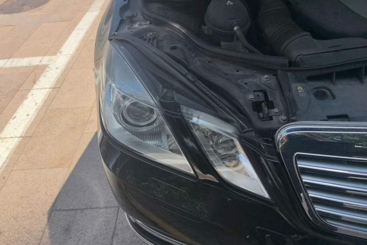 Used Mercedes-Benz E-Class 2012 E 300 L Elegant Model Right Front Headlight