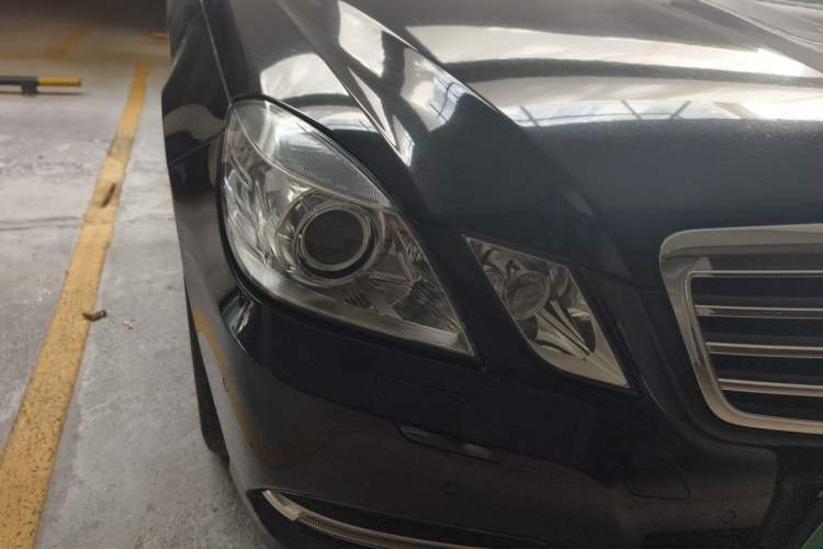 Used Mercedes-Benz E-Class 2012 E 260 L CGI Fashion Model Right Front Headlight