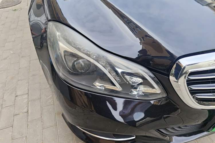 Used Mercedes-Benz E-Class 2012 E 260 L CGI Fashion Model Right Front Headlight