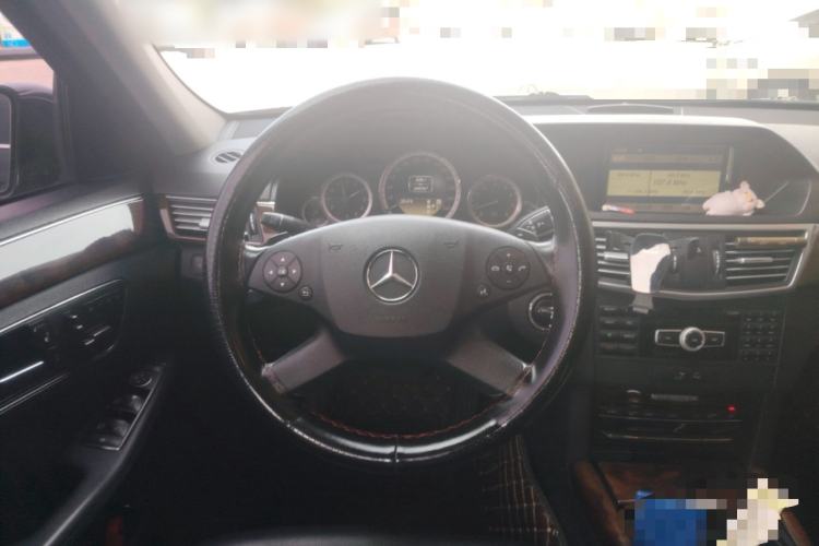 Used Mercedes-Benz E-Class 2012 E 200 L CGI Elegant Model Steering Wheel