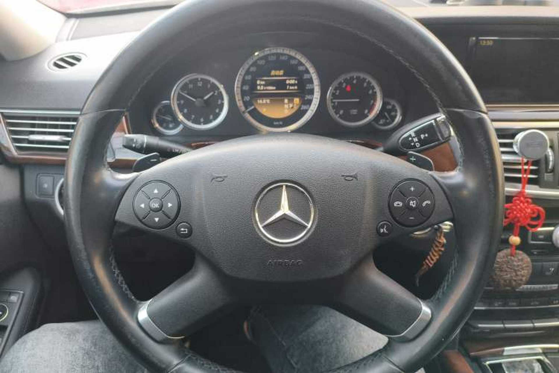 Used Mercedes-Benz E-Class 2012 E 200 L CGI Elegant Model Steering Wheel