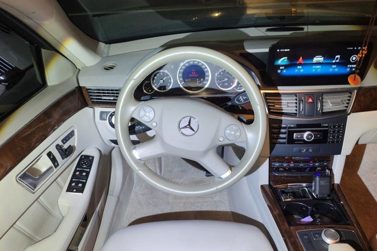Used Mercedes-Benz E-Class 2012 E 200 L CGI Elegant Model Steering Wheel