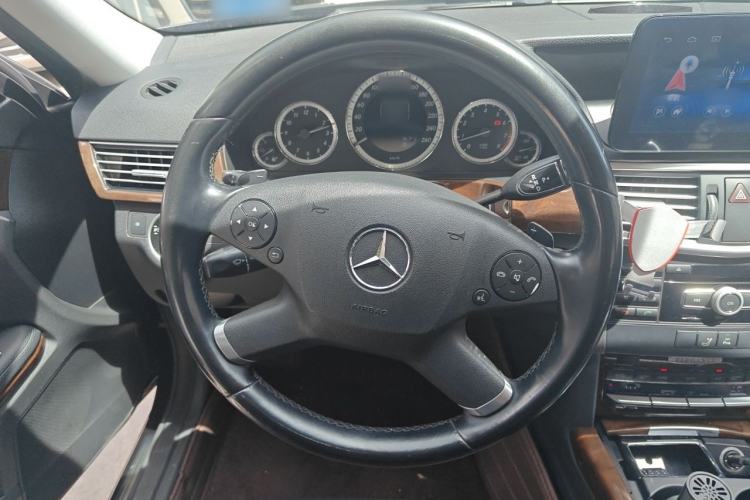 Used Mercedes-Benz E-Class 2012 E 200 L CGI Elegant Model Steering Wheel
