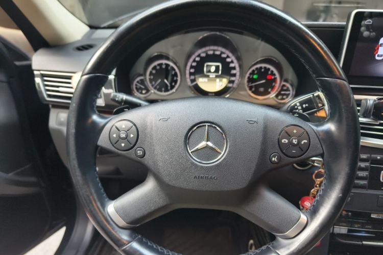 Used Mercedes-Benz E-Class 2012 E 260 L CGI Fashion Model Steering Wheel