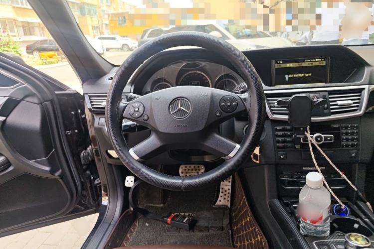 Used Mercedes-Benz E-Class 2012 E 260 L CGI Fashion Model Steering Wheel