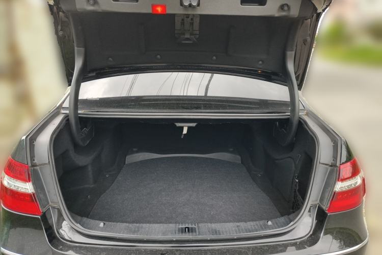 Used Mercedes-Benz E-Class 2012 E 300 L Elegant Model Trunk