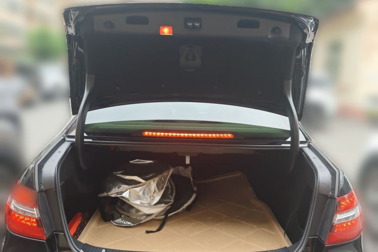 Used Mercedes-Benz E-Class 2012 E 200 L CGI Elegant Model Trunk