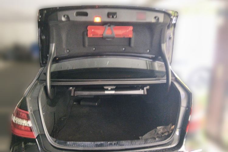 Used Mercedes-Benz E-Class 2012 E 300 L Stylish Luxury Model Trunk