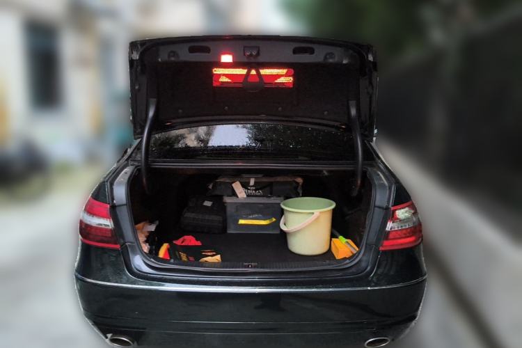 Used Mercedes-Benz E-Class 2012 E 300 L Elegant Model Trunk