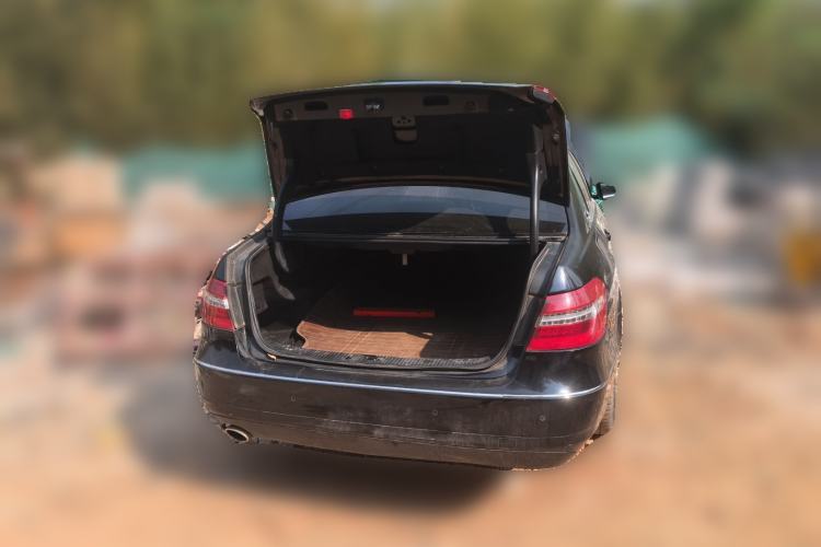 Used Mercedes-Benz E-Class 2012 E 200 L CGI Elegant Model Trunk