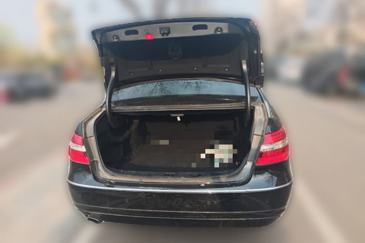 Used Mercedes-Benz E-Class 2012 E 260 L CGI Fashion Model Trunk