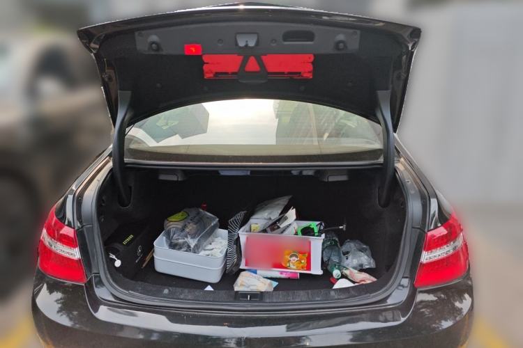 Used Mercedes-Benz E-Class 2012 E 200 CGI Coupe Trunk