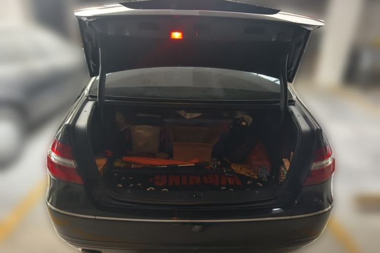 Used Mercedes-Benz E-Class 2012 E 260 L CGI Fashion Model Trunk