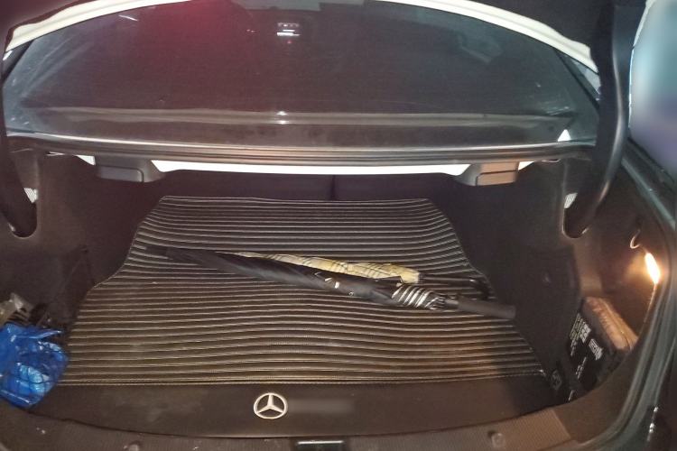 Used Mercedes-Benz E-Class 2012 E 200 CGI Coupe Trunk