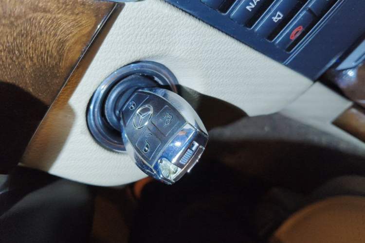 Used Mercedes-Benz E-Class 2012 E 200 L CGI Elegant Model Vehicle Key