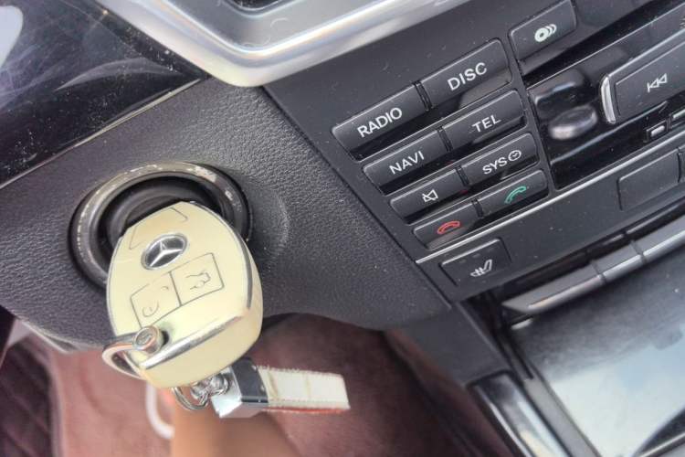 Used Mercedes-Benz E-Class 2012 E 260 L CGI Fashion Model Vehicle Key