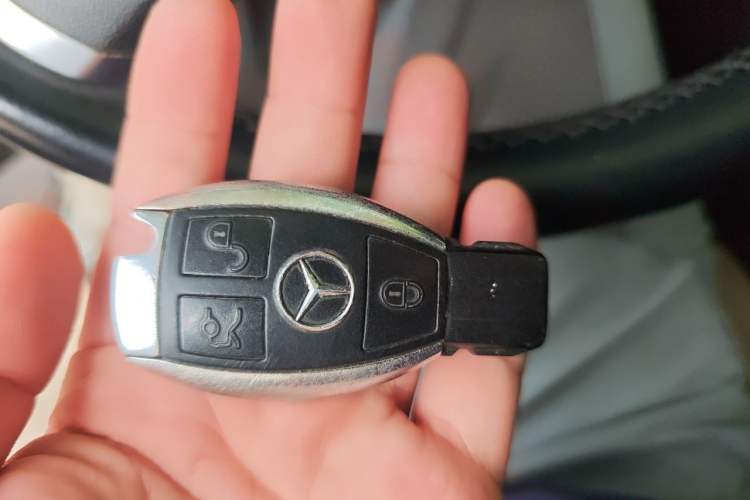 Used Mercedes-Benz E-Class 2012 E 260 L CGI Fashion Model Vehicle Key