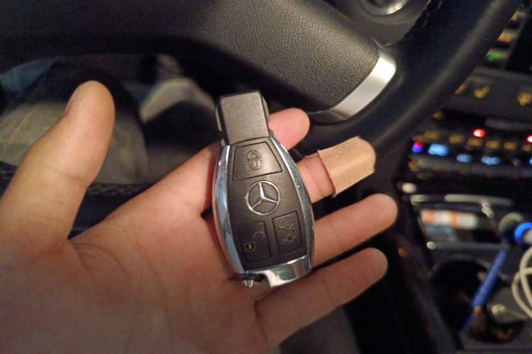 Used Mercedes-Benz E-Class 2012 E 300 L Stylish Luxury Model Vehicle Key