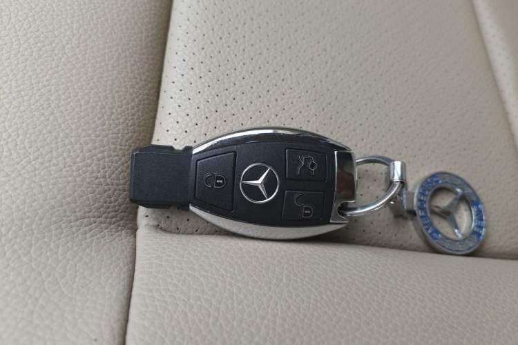 Used Mercedes-Benz E-Class 2012 E 200 L CGI Elegant Model Vehicle Key