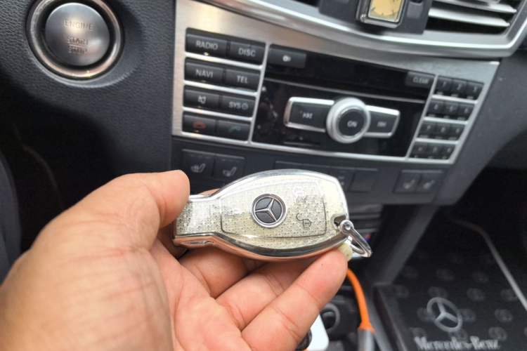 Used Mercedes-Benz E-Class 2012 E 300 L Fashion Model Vehicle Key