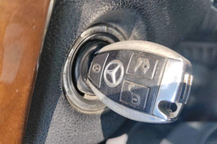 Used Mercedes-Benz E-Class 2012 E 200 L CGI Elegant Model Vehicle Key