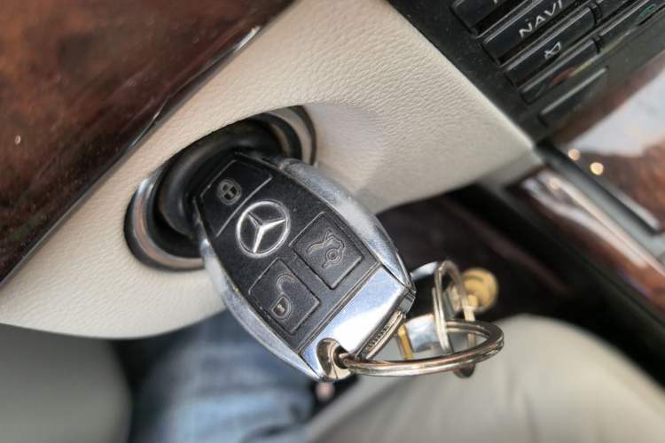 Used Mercedes-Benz E-Class 2012 E 300 L Elegant Model Vehicle Key
