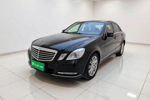 Ojetý Mercedes-Benz E-Class 2012 E 300 L Elegant Model