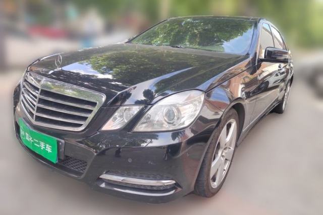 Ojetý Mercedes-Benz E-Class 2012 E 300 L Fashion Model