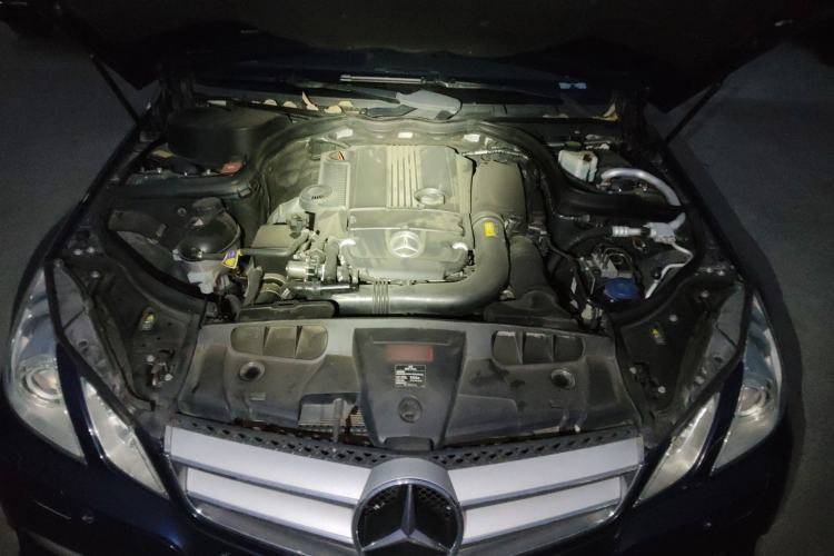 Used Mercedes-Benz E-Class 2012 E 200 CGI Coupe Engine Bay