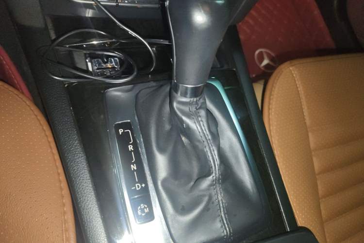 Used Mercedes-Benz E-Class 2012 E 260 CGI Coupe Gear Lever