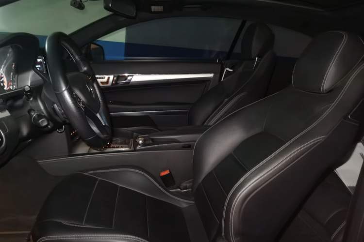 Used Mercedes-Benz E-Class 2012 E 260 CGI Coupe Left Front Seat