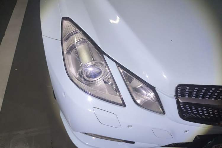 Used Mercedes-Benz E-Class 2012 E 260 CGI Coupe Right Front Headlight
