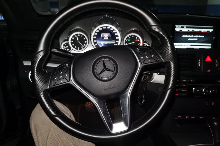 Used Mercedes-Benz E-Class 2012 E 260 CGI Coupe Steering Wheel