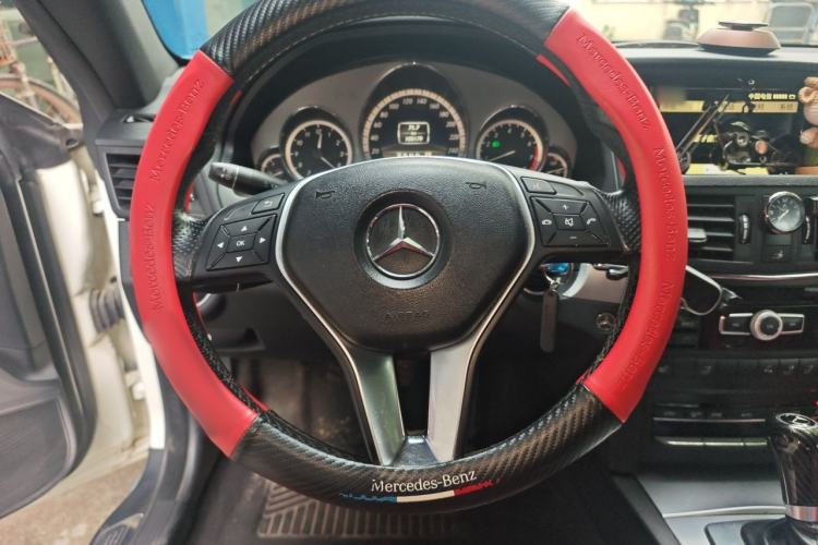 Used Mercedes-Benz E-Class 2012 E 260 CGI Convertible Steering Wheel